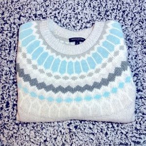 Size Small Scandinavian Style Cozy Winter Sweater